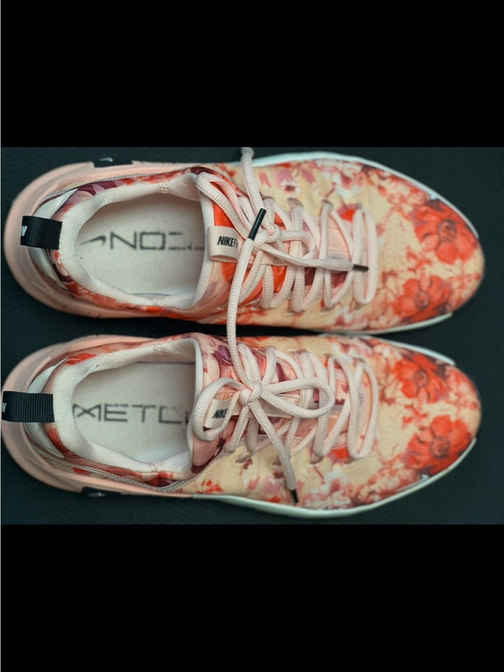 women's 9.5 Nike Pink Floral Athletic Sneakers- Can't Get Them Anywhere But Here - Picture 2 of 7